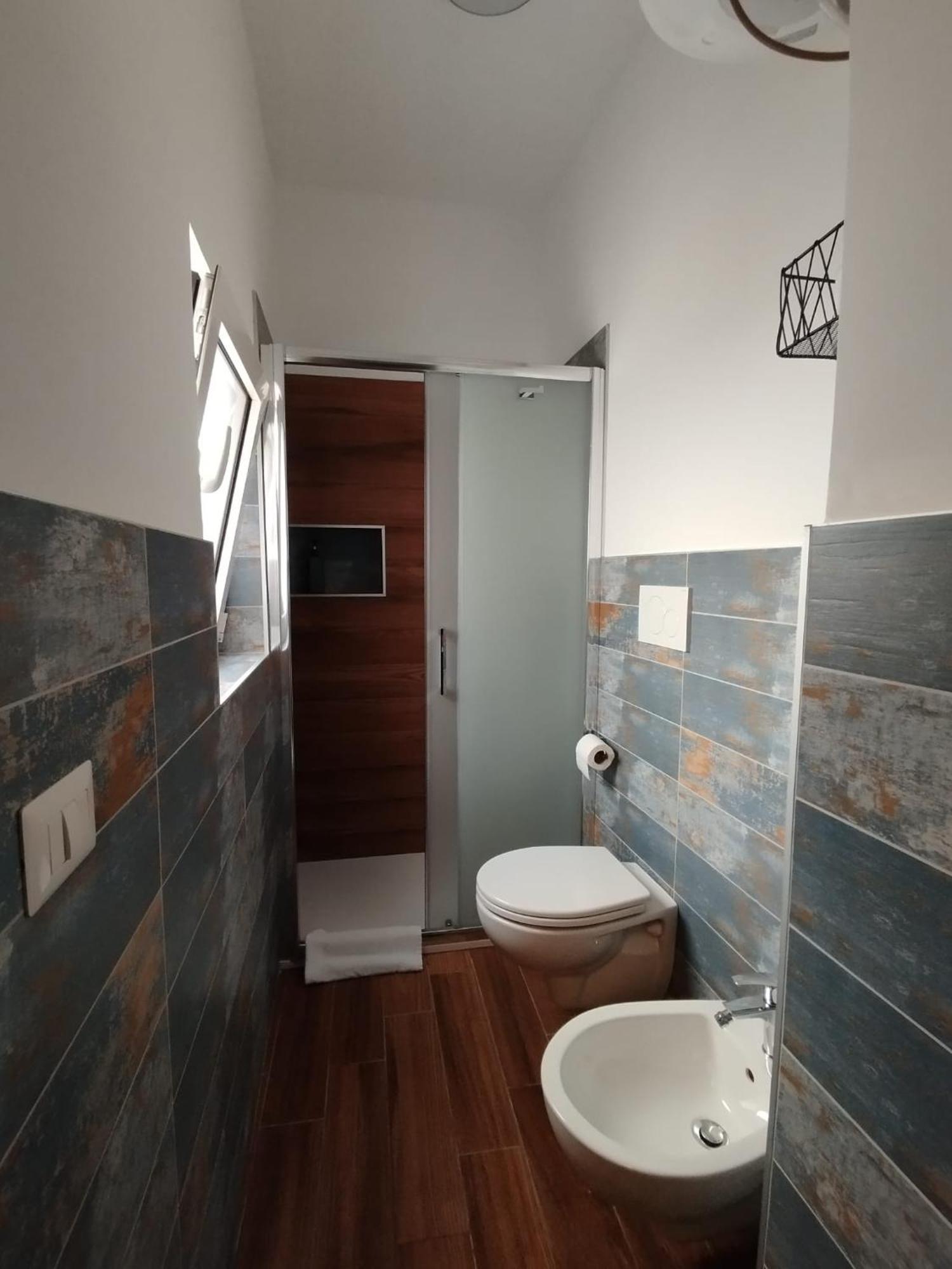 Ravanas 33 Bari Exterior foto
